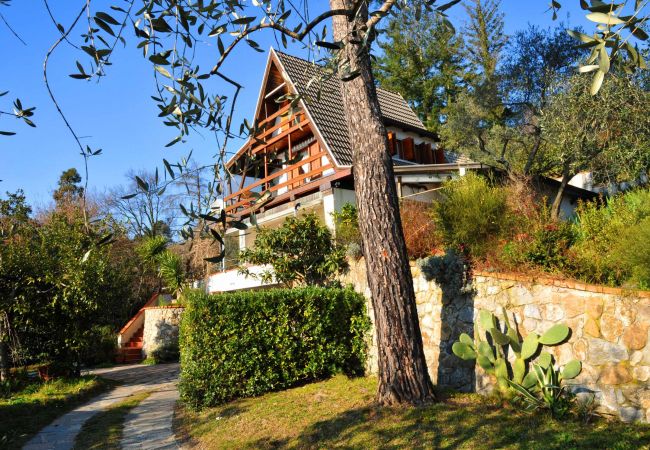Villa in Sarzana - Villa Il Pettirosso