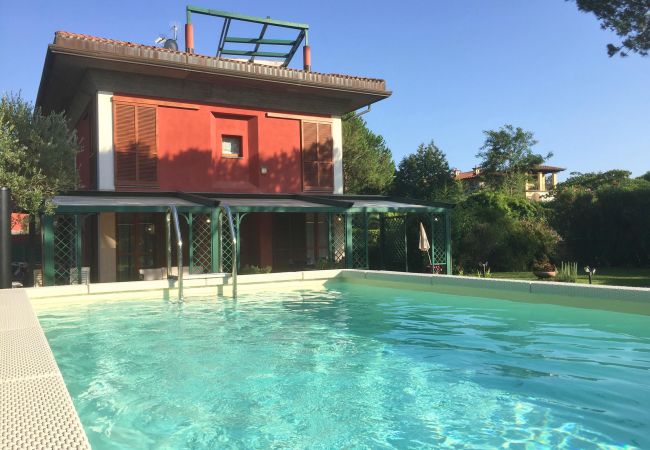 Villa in Marina di Massa - Villa Torre