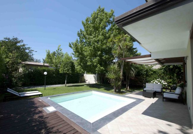 Villa in Forte dei Marmi - Villa Bianca