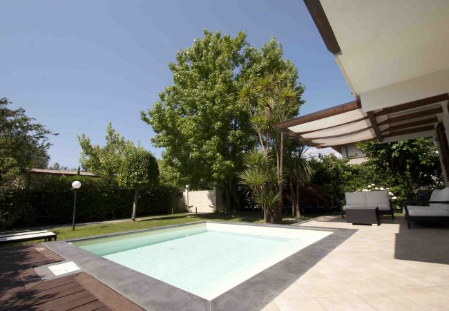 Villa in Forte dei Marmi - Villa Bianca