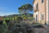 Villa in Luni Mare - Villa Linda 12 Pax