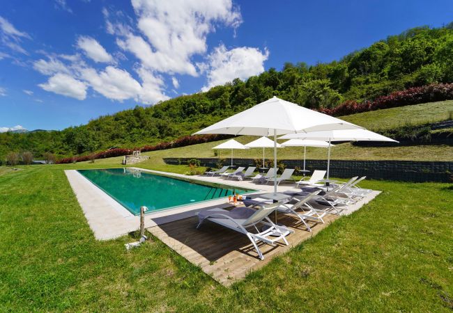 Villa in Zignago - Villa Podere Gaia 16 Pax