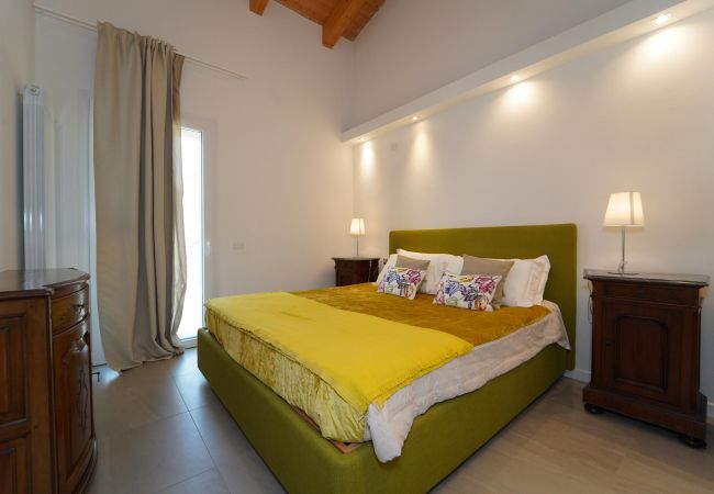 Villa in Zignago - Villa Podere Gaia 16 Pax