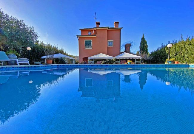 Villa in Sarzana - Villa Camelia