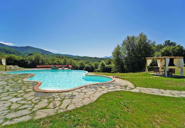 Villa in Bagnone - Villa Luna Blu